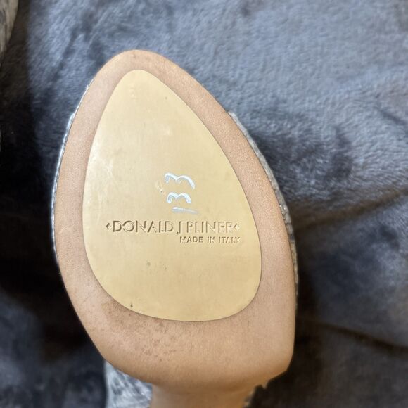 Donald J Pliner Heels Size 8M Gold Shimmer Snakeskin Slingback Allie Peep Toe - Picture 15 of 16